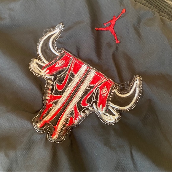 Retro Baby Jordan Chicago Ones Coat🏀 - Picture 6 of 6